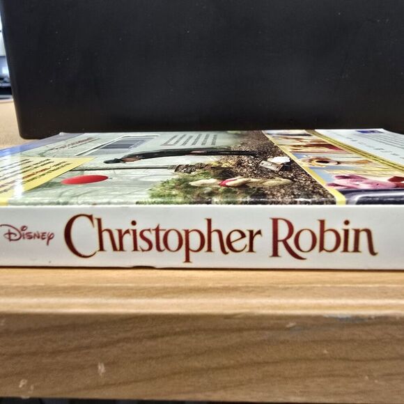 Christopher Robin Blu-ray and DVD Set Walmart Exclusive - Picture 3 of 7